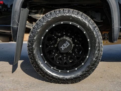 Used 2023 GMC Sierra 3500 Denali w/ Denali Ultimate Package image 62