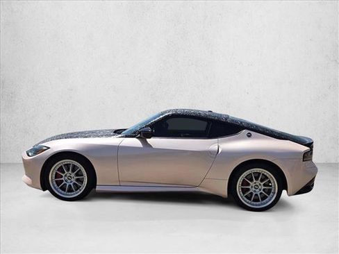 Used 2024 Nissan Z Performance w/ Floor Mat Package RWD image 8