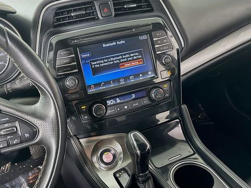 Used 2017 Nissan Maxima 3.5 SV image 15
