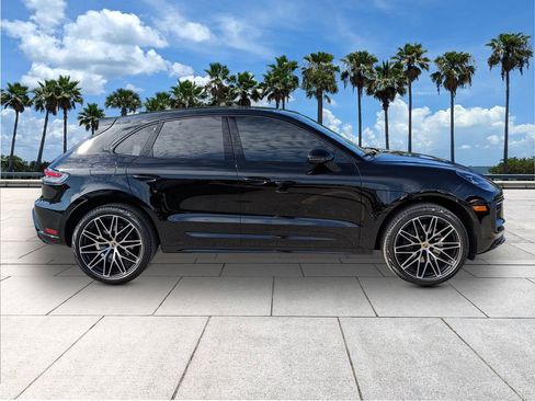 Used 2023 Porsche Macan Turbo image 11