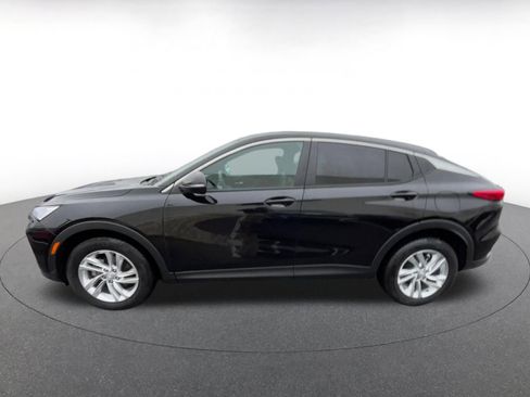 Used 2025 Buick Envista Preferred image 8