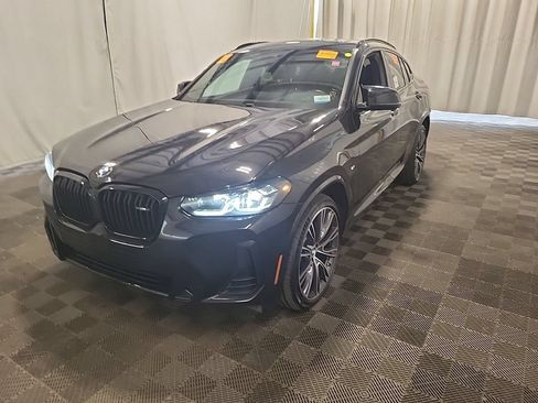 Used 2023 BMW X4 M40i AWD/4WD image 2