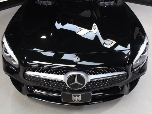 Used 2019 Mercedes-Benz SL 450 w/ Premium Package image 8