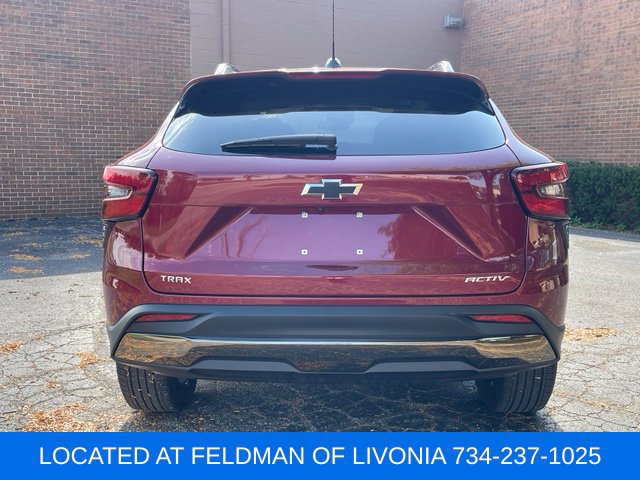 Used 2024 Chevrolet Trax ACTIV w/ Driver Confidence Package FWD image 4