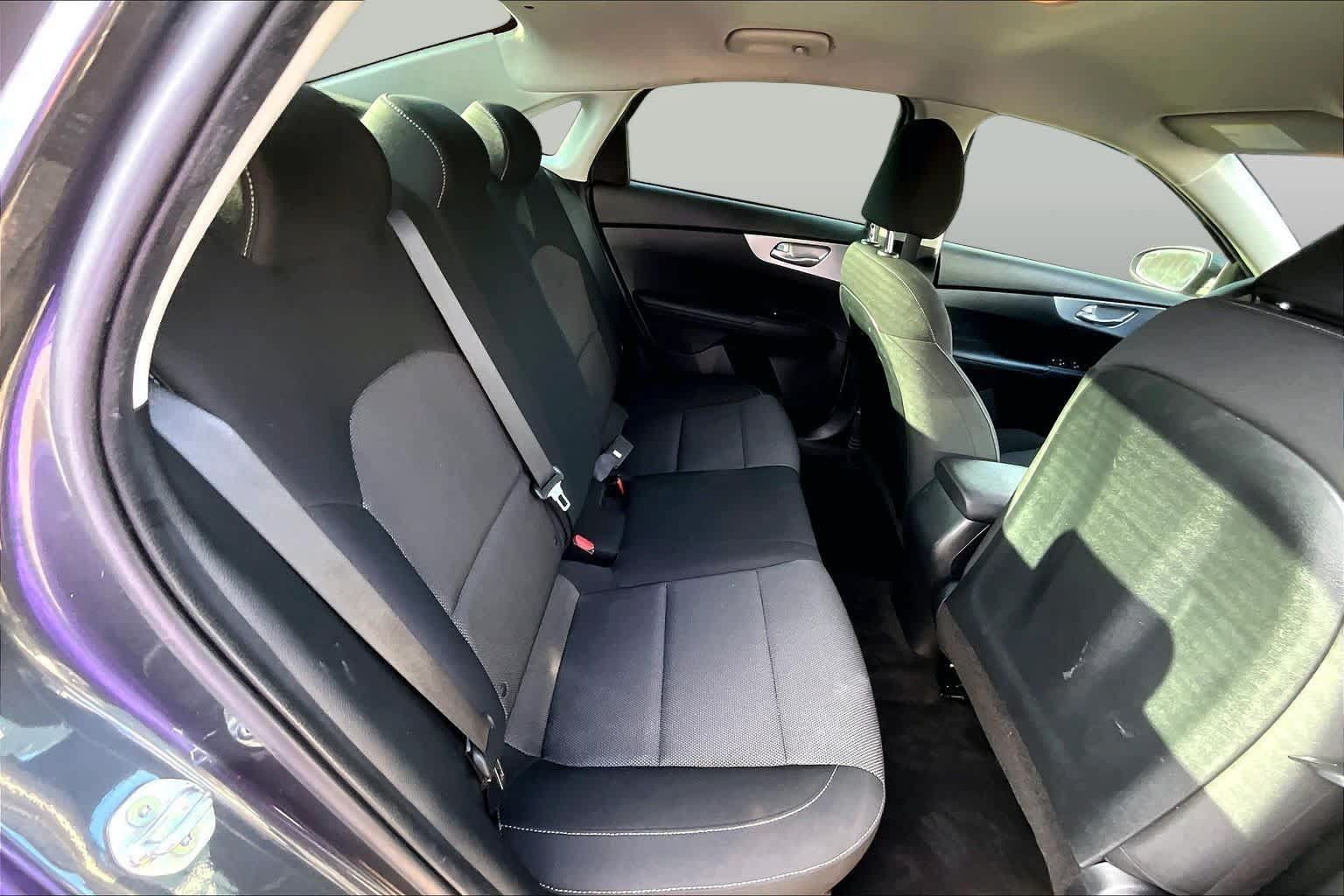 Used 2022 Kia Forte LXS FWD image 20
