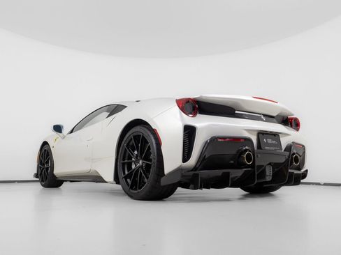 Used 2020 Ferrari 488 Pista Coupe RWD image 16