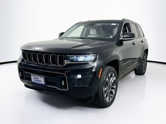 Used 2022 Jeep Grand Cherokee Overland AWD/4WD video 1