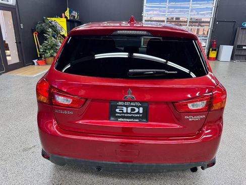 Used 2017 Mitsubishi Outlander Sport ES image 4