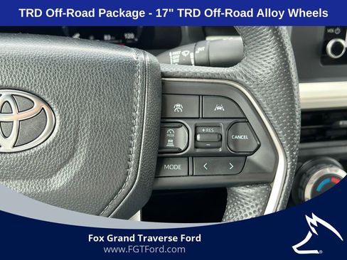 Used 2024 Toyota Tacoma TRD Off-Road AWD/4WD image 19