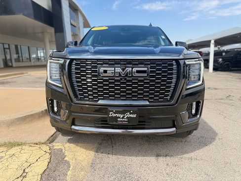 Used 2023 GMC Yukon XL Denali Ultimate w/ LPO, Floor Liner Package AWD/4WD image 2