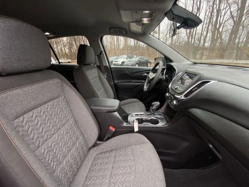 Used 2022 Chevrolet Equinox LT image 22