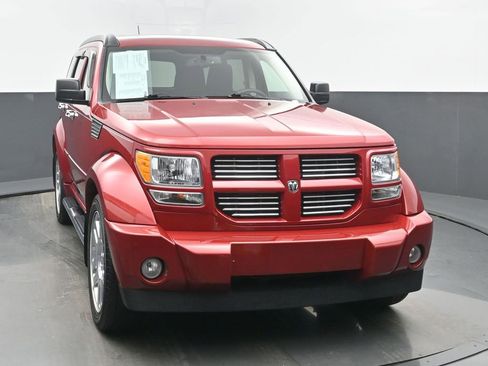 Used 2009 Dodge Nitro R/T image 8