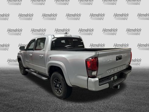 Used 2022 Toyota Tacoma SR5 w/ Technology Package RWD image 9