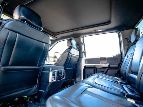 Used 2020 Ford F150 Platinum w/ Equipment Group 701A Luxury AWD/4WD image 34