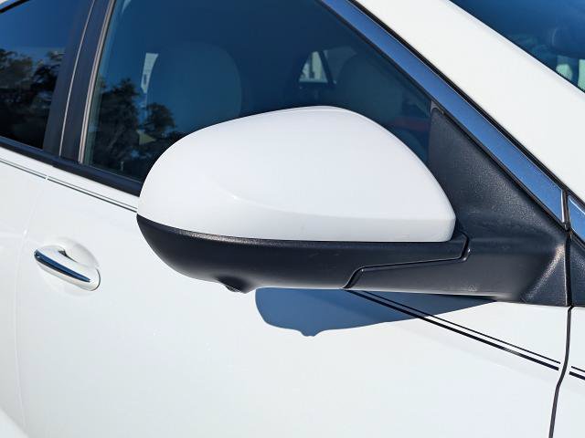 Certified 2021 Buick Encore GX Select w/ Advanced Technology Package FWD image 12
