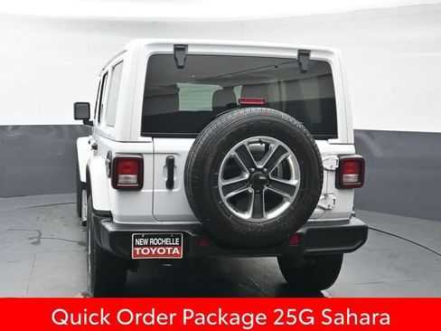 Used 2023 Jeep Wrangler Sahara w/ Cold Weather Group image 5