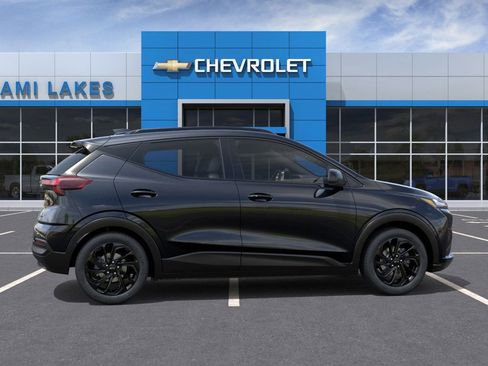 New 2027 Chevrolet Bolt RS w/ Technology Package image 5