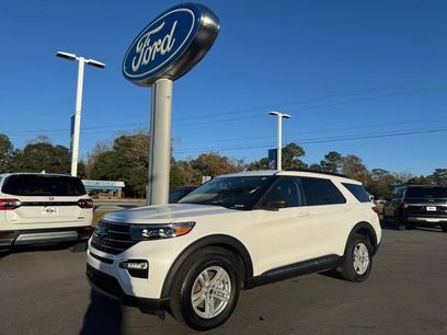 Used 2024 Ford Explorer XLT w/ Equipment Group 202A