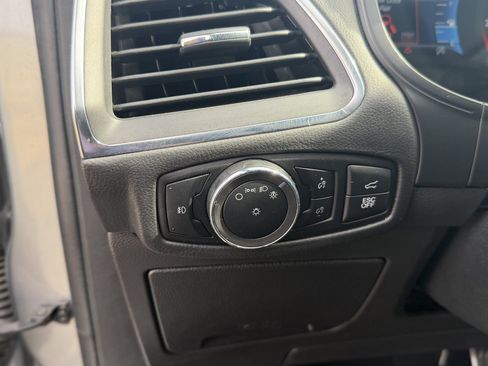 Used 2024 Ford Edge ST w/ Equipment Group 401A AWD/4WD image 29