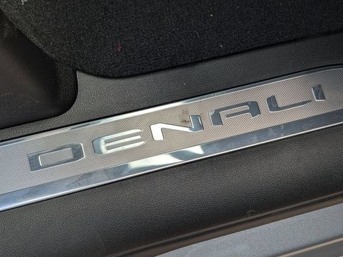 New 2026 GMC Sierra 1500 Denali w/ Denali Reserve Package AWD/4WD image 32