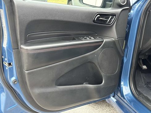 Used 2023 Dodge Durango GT image 17