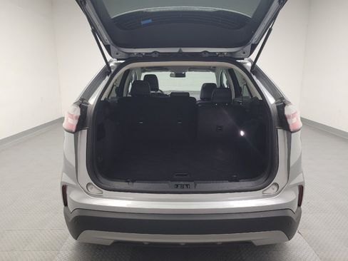 Used 2024 Ford Edge SEL image 29