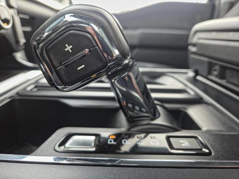 Used 2022 Ford F150 Lariat image 28