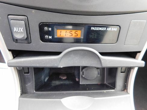 Used 2010 Toyota Corolla LE image 13