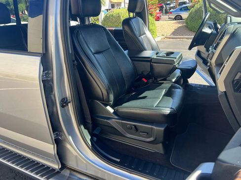 Used 2020 Ford F150 Lariat image 14