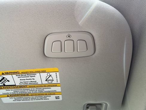 Used 2025 Ford Expedition Max Platinum AWD/4WD image 38