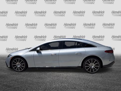 Used 2022 Mercedes-Benz EQS 450+ Sedan image 7
