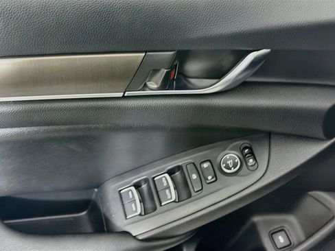 Used 2020 Honda Accord LX image 15
