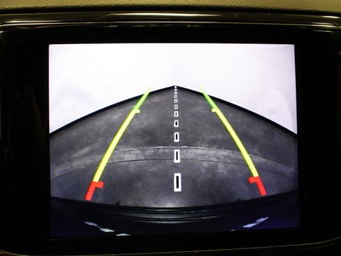 Used 2019 Jeep Grand Cherokee Altitude RWD image 28