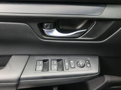 Used 2024 Honda CR-V LX image 17