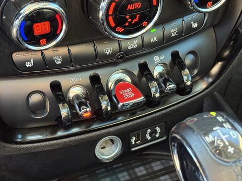 Used 2016 MINI Cooper Clubman image 22