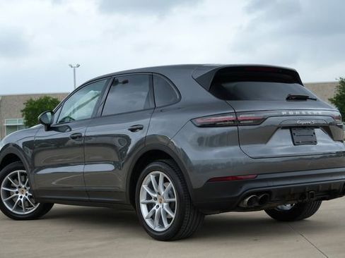Used 2019 Porsche Cayenne S AWD/4WD image 6