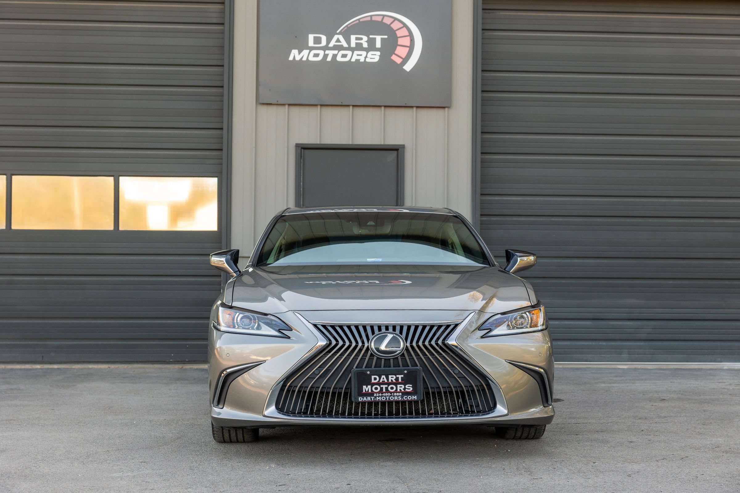 Used 2019 Lexus ES 350 w/ Premium Package FWD image 2