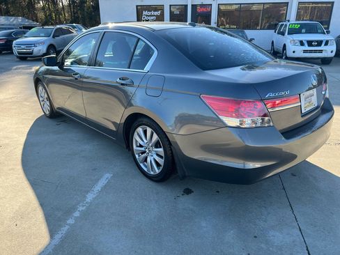 Used 2011 Honda Accord EX-L image 8