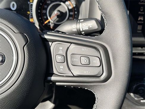 New 2025 Jeep Gladiator Sport image 9