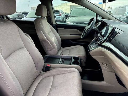 Used 2021 Honda Odyssey EX image 24