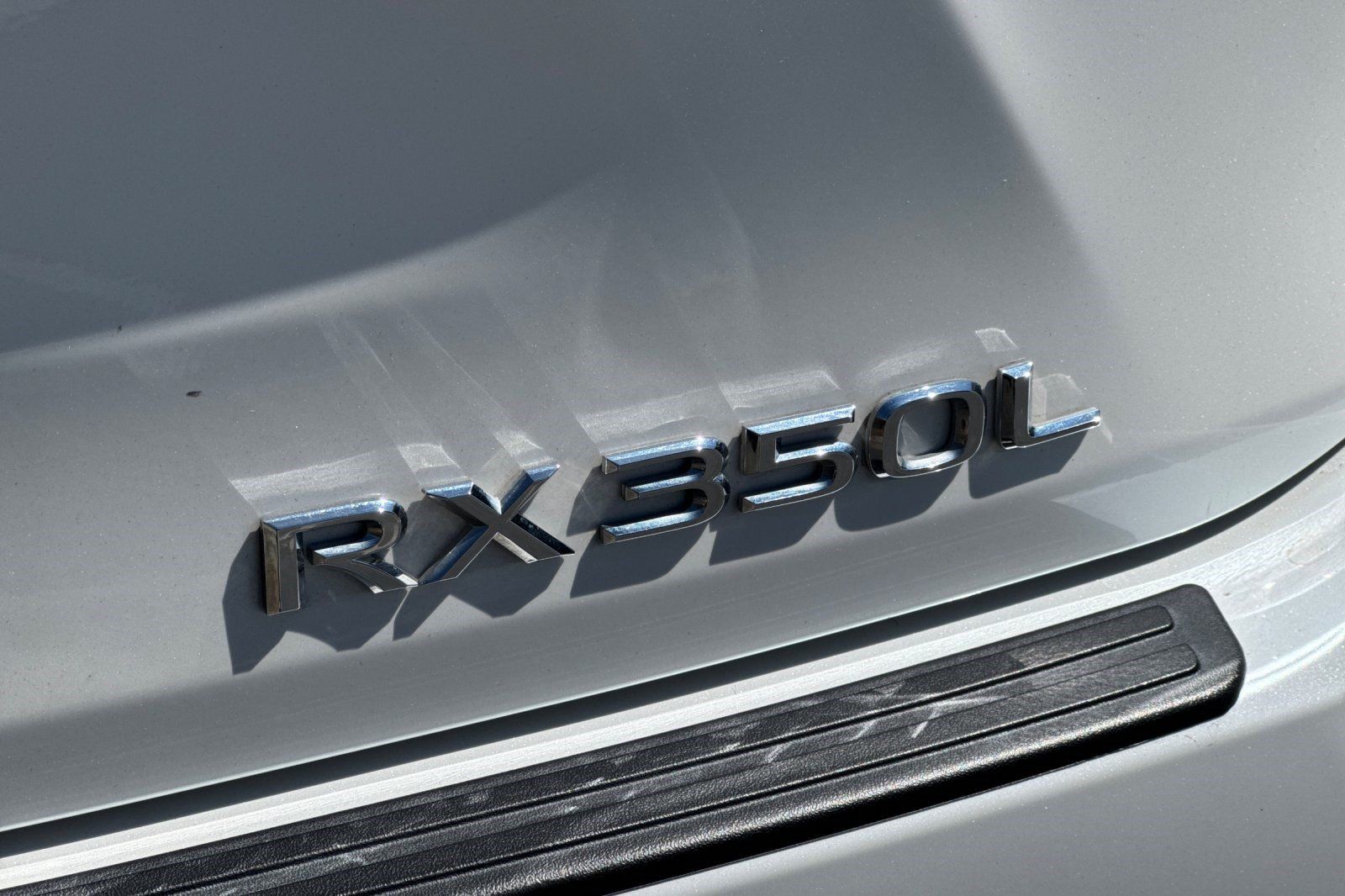 Used 2021 Lexus RX 350L FWD w/ Premium Package image 40
