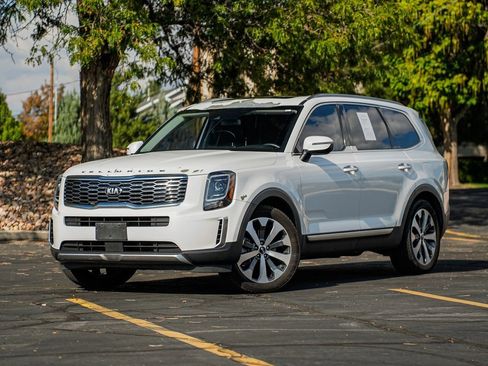 Used 2020 Kia Telluride S w/ S 8 Passenger Seating Package image 1