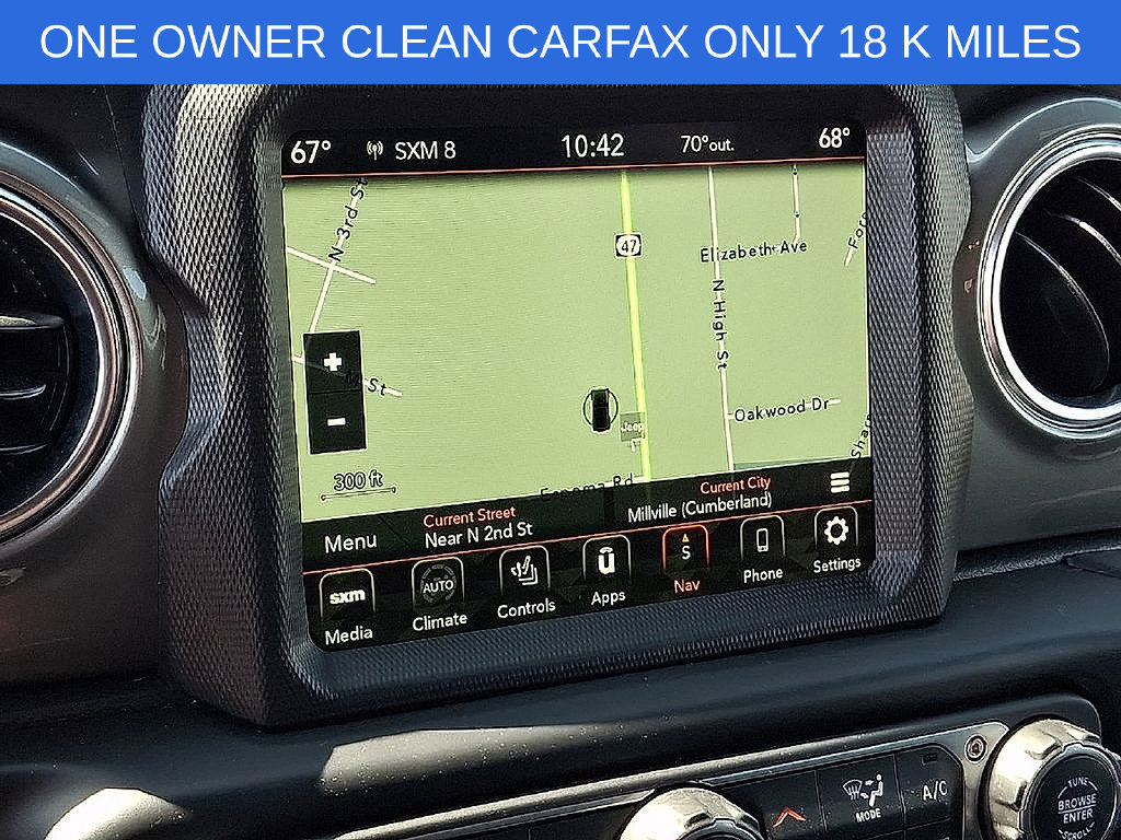 Used 2022 Jeep Wrangler Unlimited Sahara w/ Cold Weather Group AWD/4WD image 16