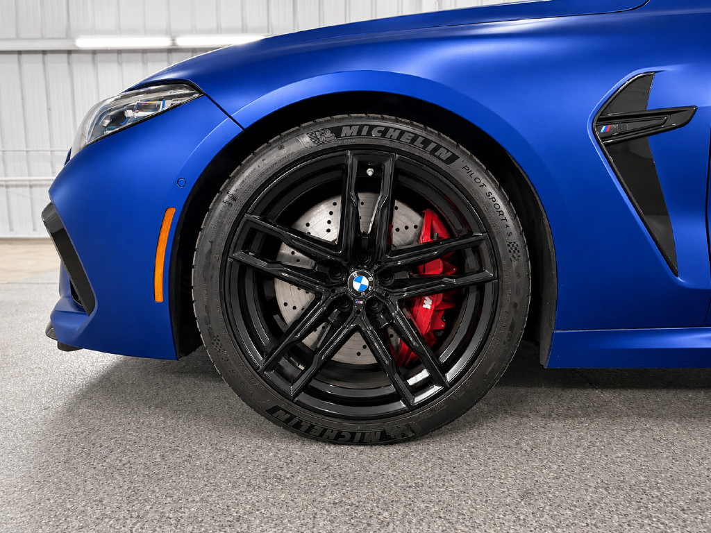 Used 2022 BMW M8 Competition AWD/4WD image 5