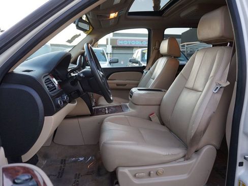 Used 2008 Chevrolet Tahoe LTZ w/ LTZ Preferred Equipment Group image 18