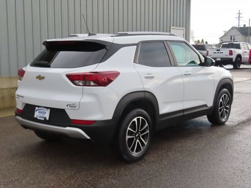 Certified 2024 Chevrolet TrailBlazer LT AWD/4WD image 3