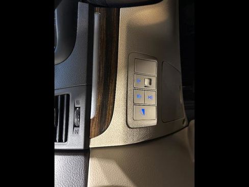 Used 2012 Hyundai Santa Fe GLS AWD/4WD image 16