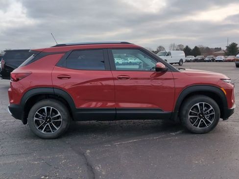 Certified 2026 Chevrolet TrailBlazer LT w/ Convenience Package image 10