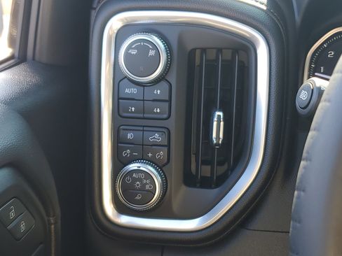 Used 2019 GMC Sierra 1500 AT4 w/ AT4 Premium Package image 27