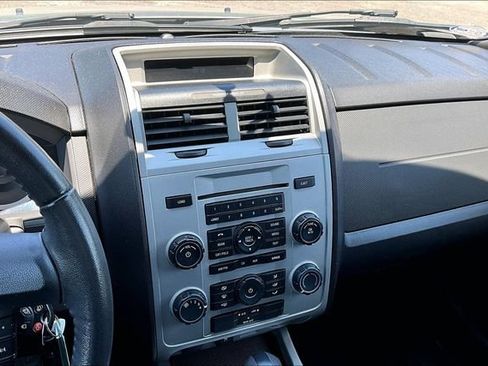 Used 2010 Ford Escape XLT FWD image 13